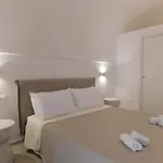 Frühstückspension Donna Veneranda 3*