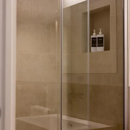 Donna Veneranda לינה וארוחת בוקר