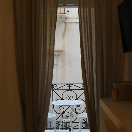 Donna Veneranda Vieste