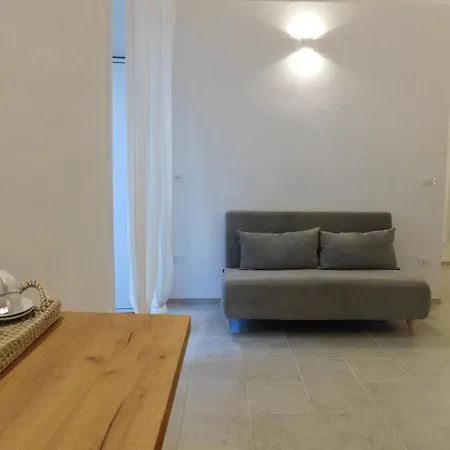 Donna Veneranda 4*